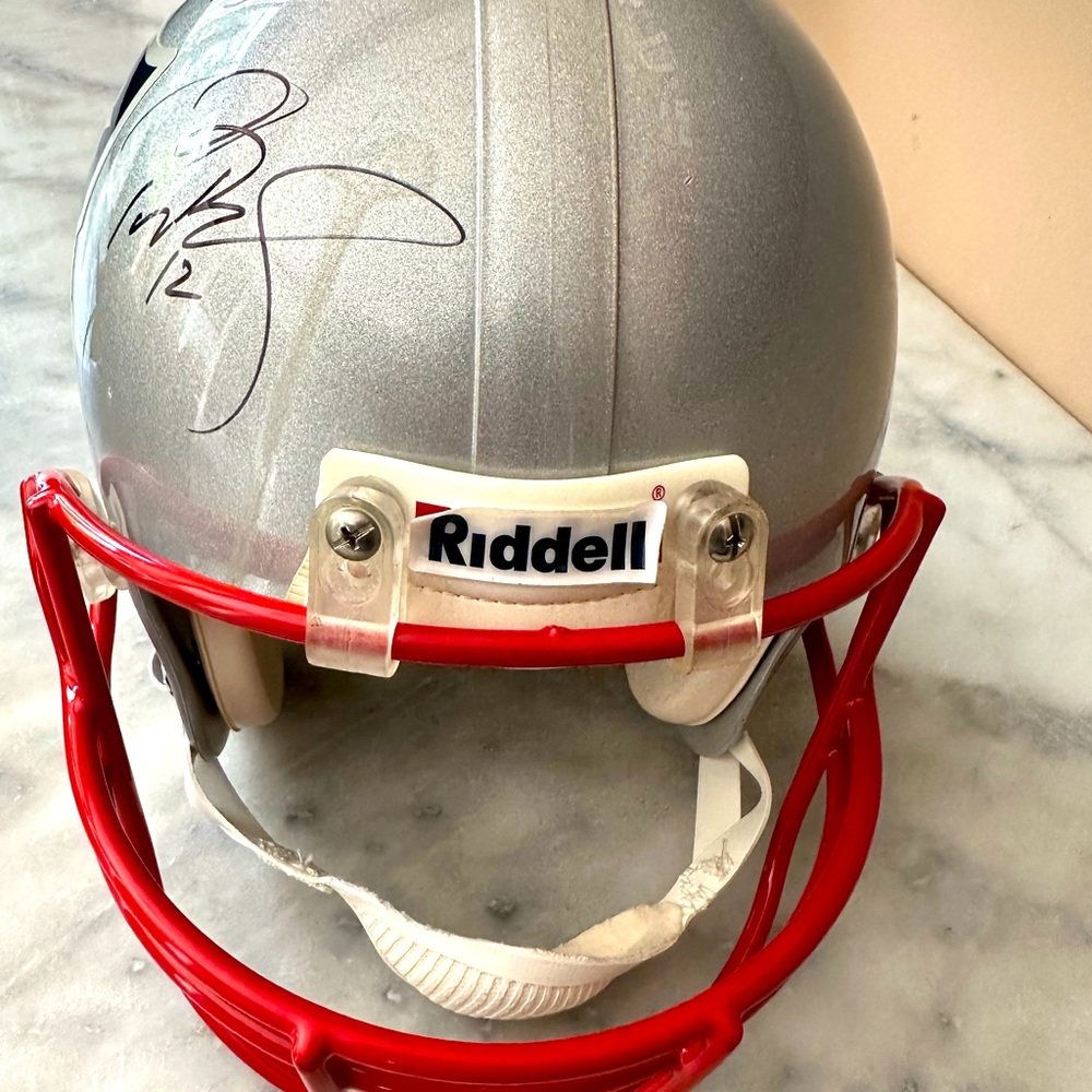 Autographed New England Patriots Tom Brady Helmet